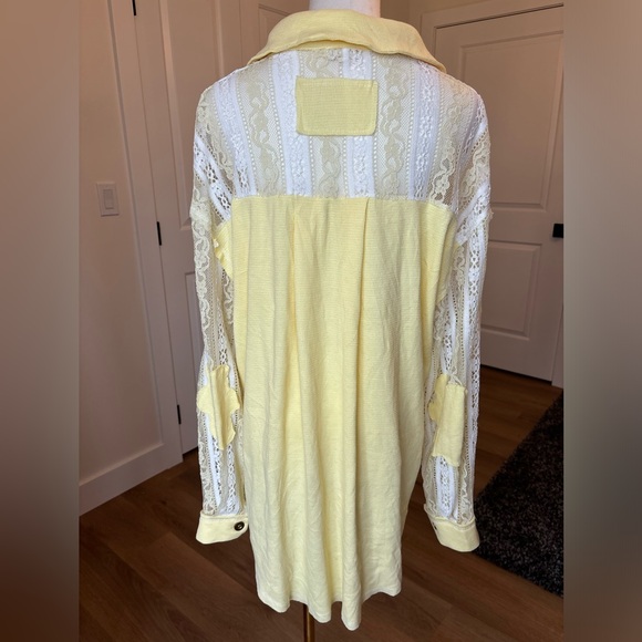 POL Your Sunshine Lace Top - Picture 9 of 11